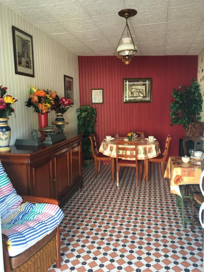 Maison D'Hotes อาร์ฌ็องตาต์ ภายนอก รูปภาพ